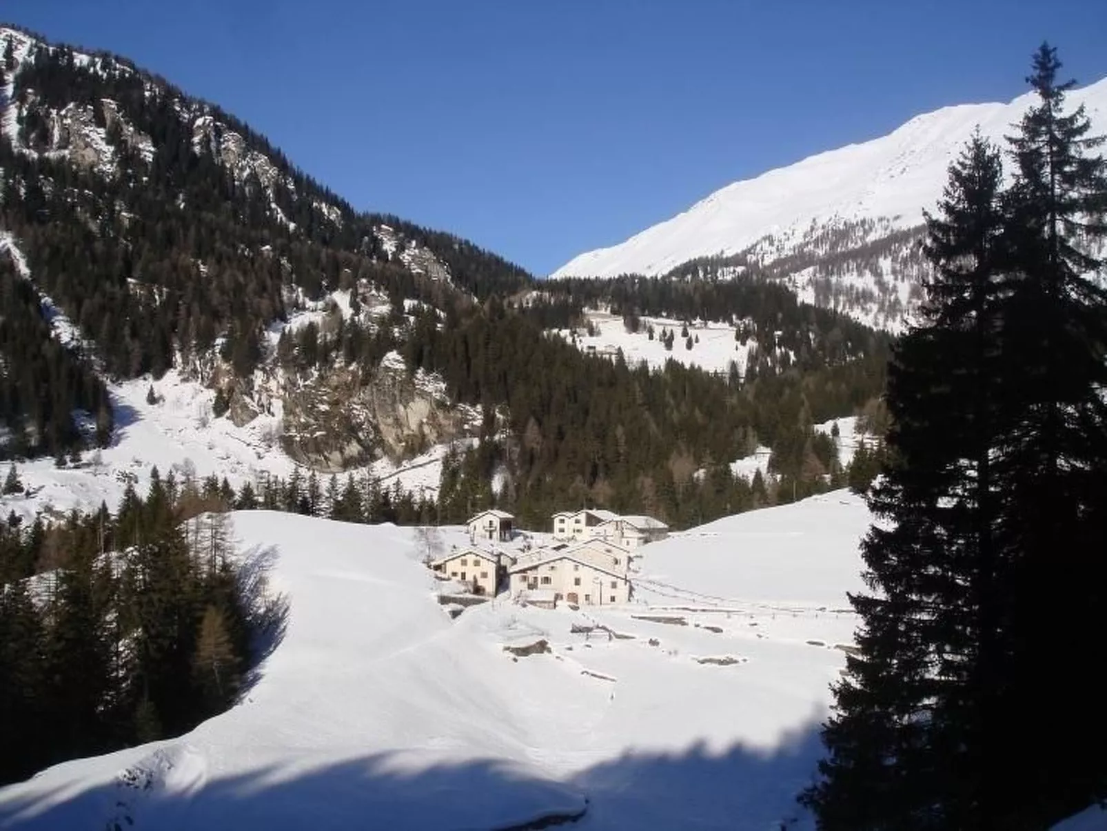 Charmantes 3.5 Zi Rustico