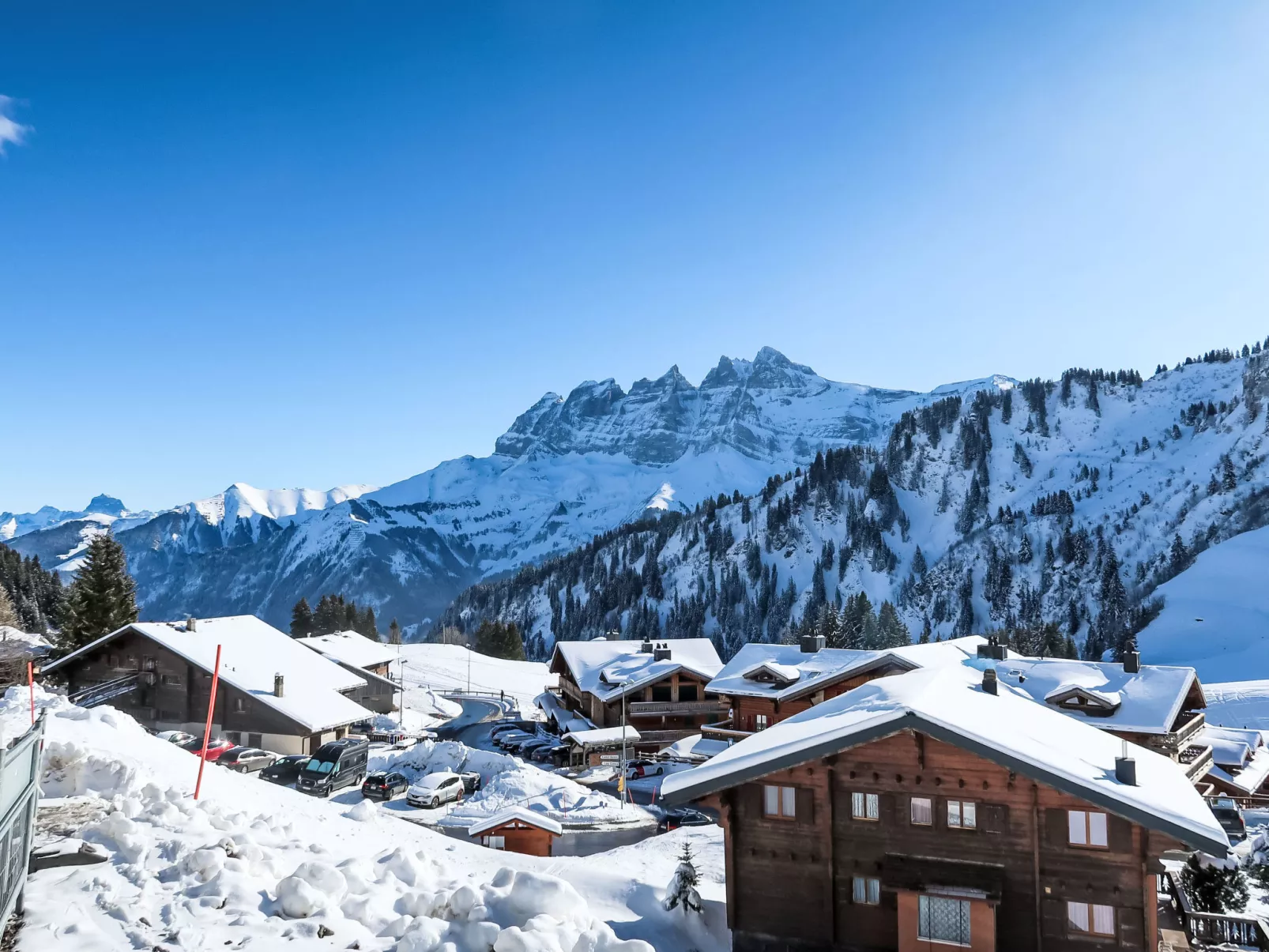 3 Zi FeWo App 23. Le Miroi an Skipiste-Omgeving