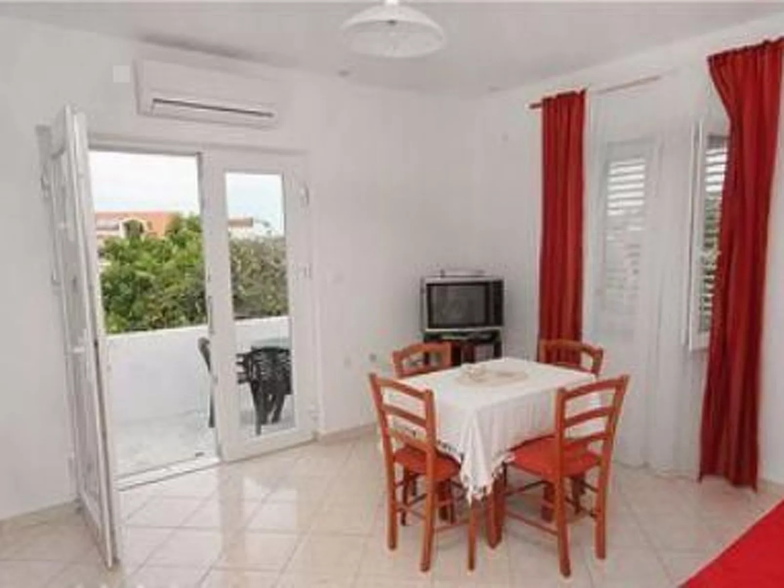 Kleines Apartment Emil Bordo