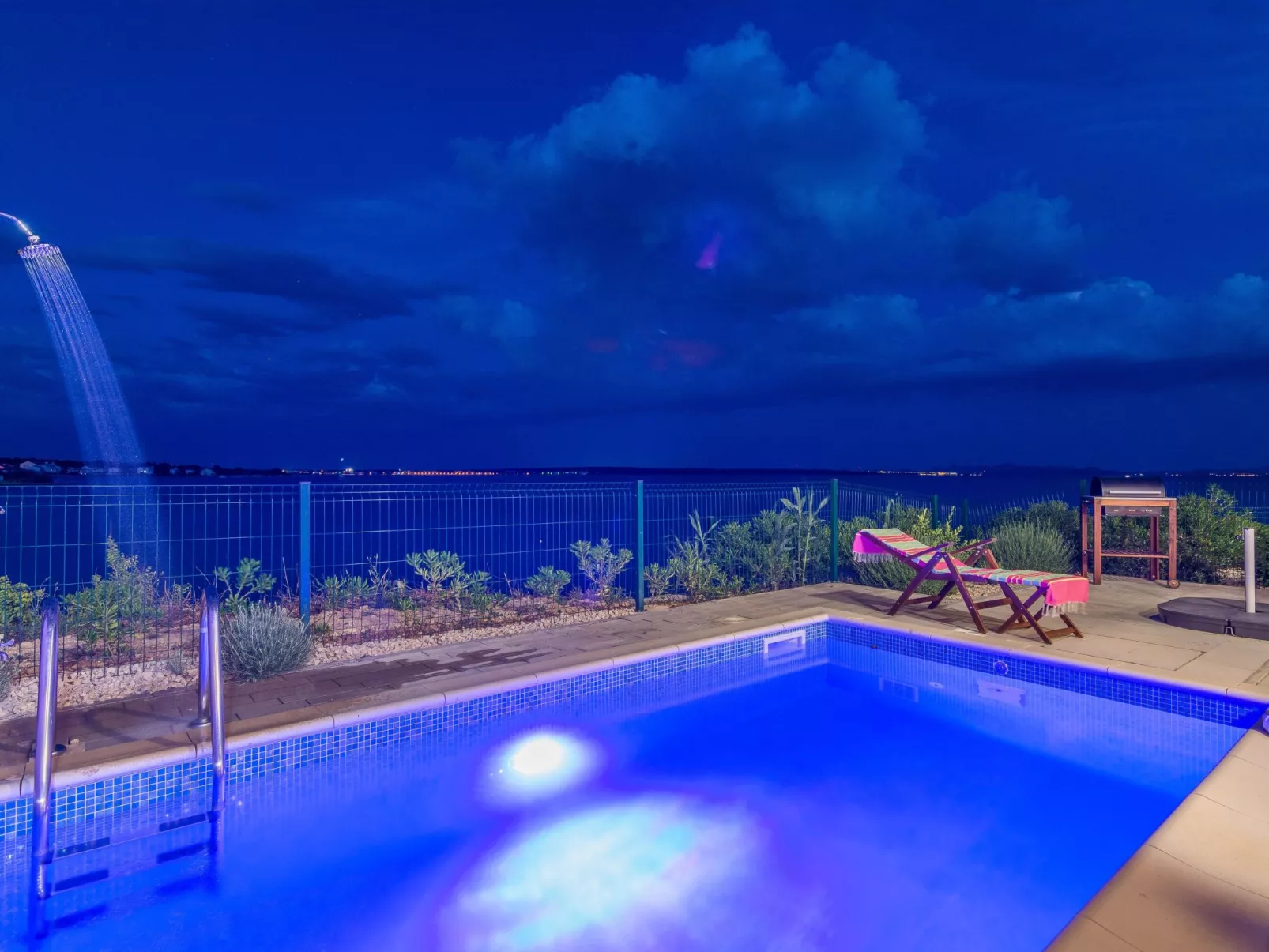 Villa Miri Jasmine - Buiten