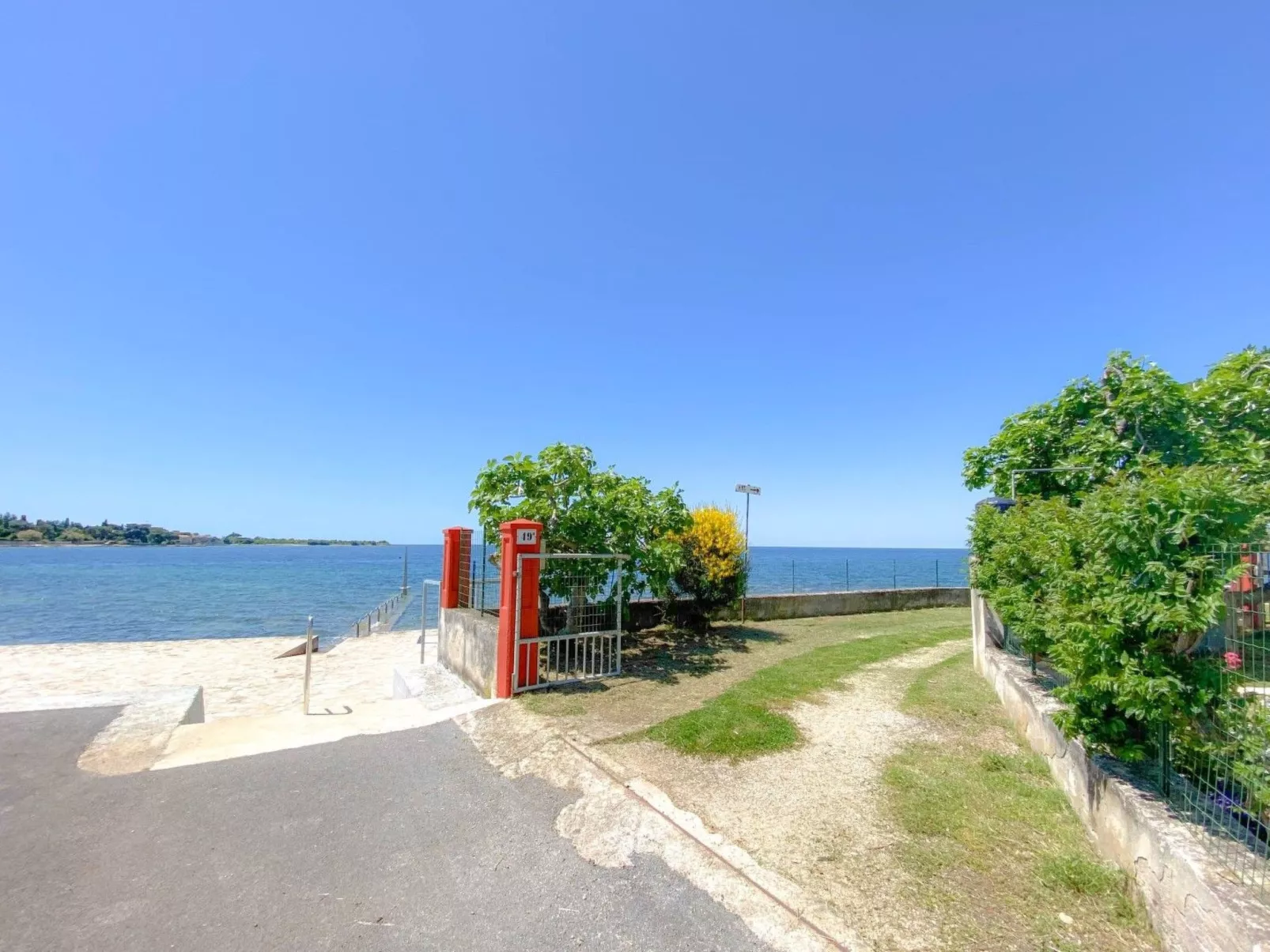 Wohnung "Belvedere dole" mit Blick auf das Wasser-Buiten