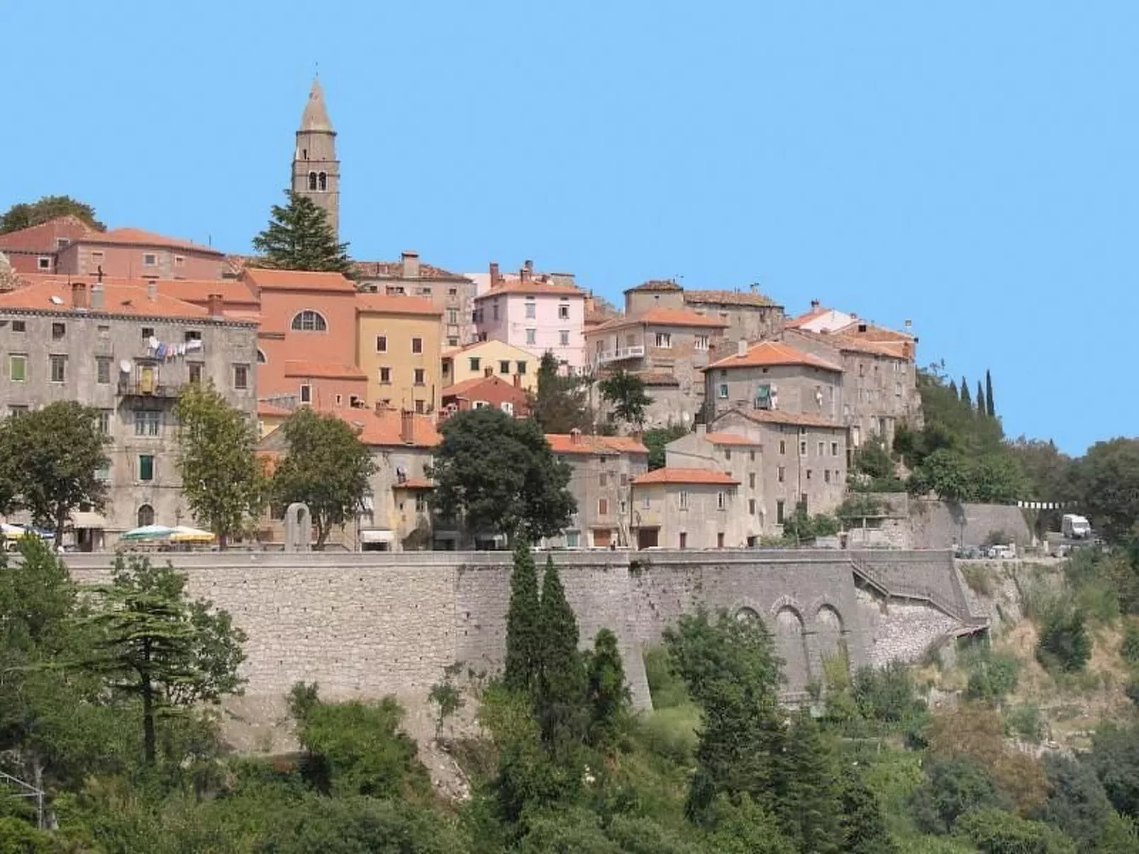 Haus Orange - Familienfreundliche Lage mit Pool