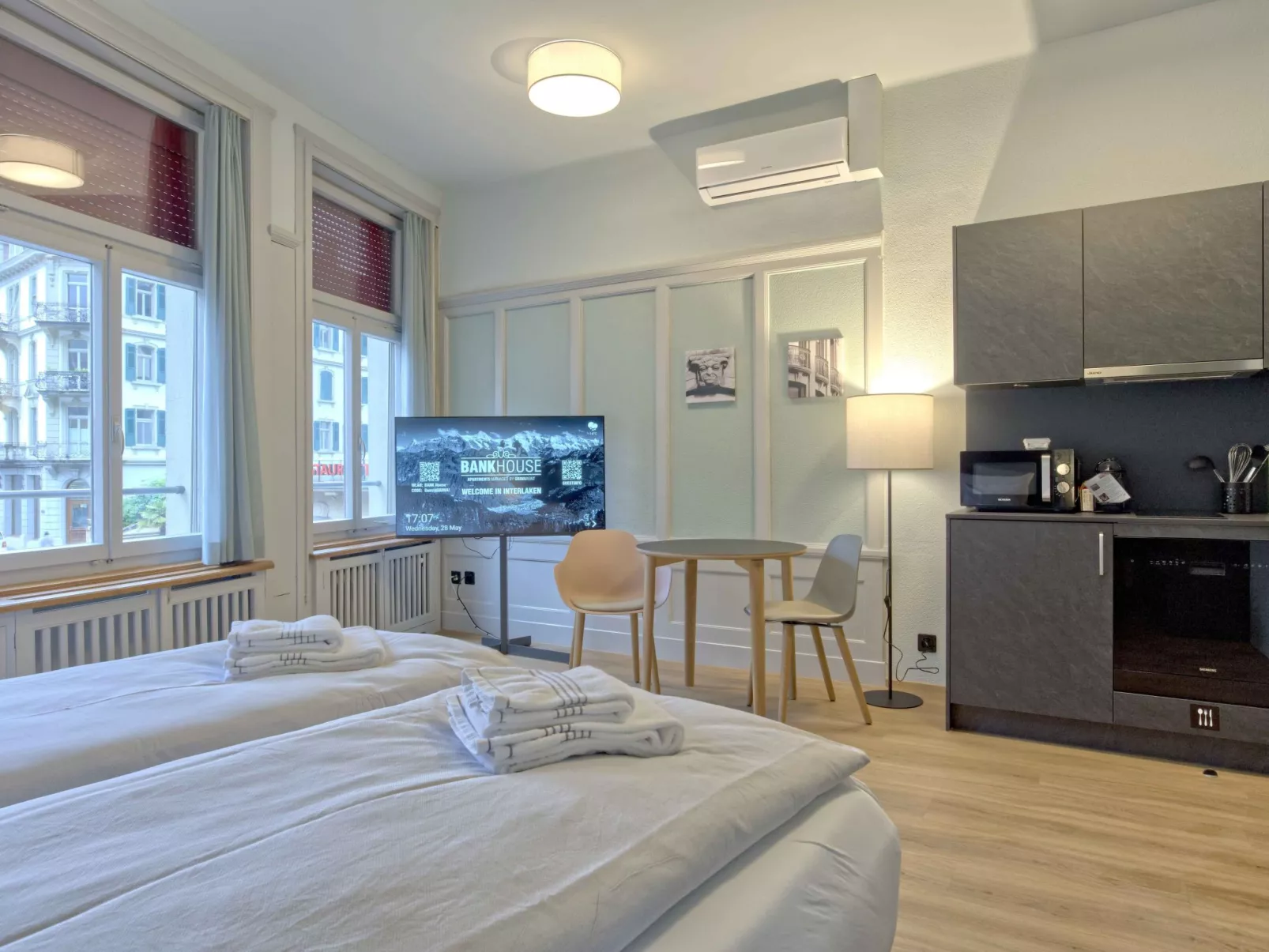 BankHouse StudioM106