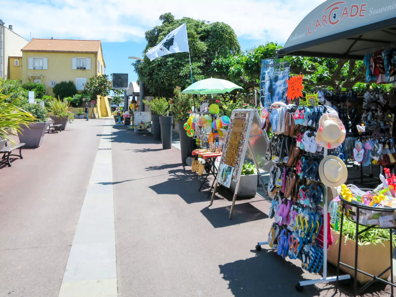 Marea Resort Wohnung mit Schwimmbad-Omgeving