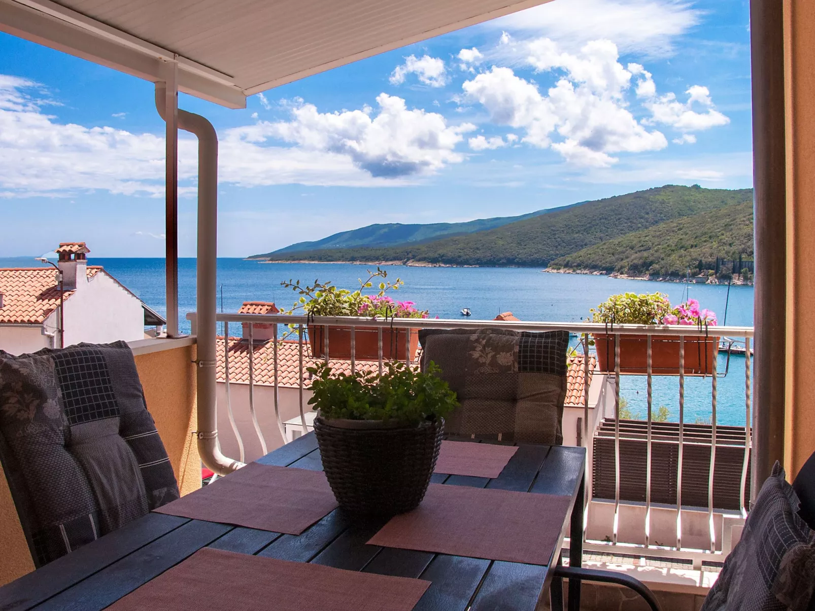 Ferienwohnung"Apartment Azure Bay " strandnah