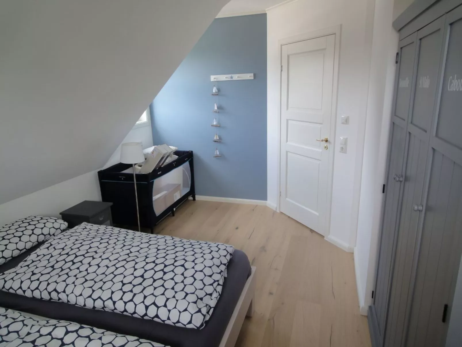 Komfortables Ferienhaus in Breege mit Sauna-Image-tags.info