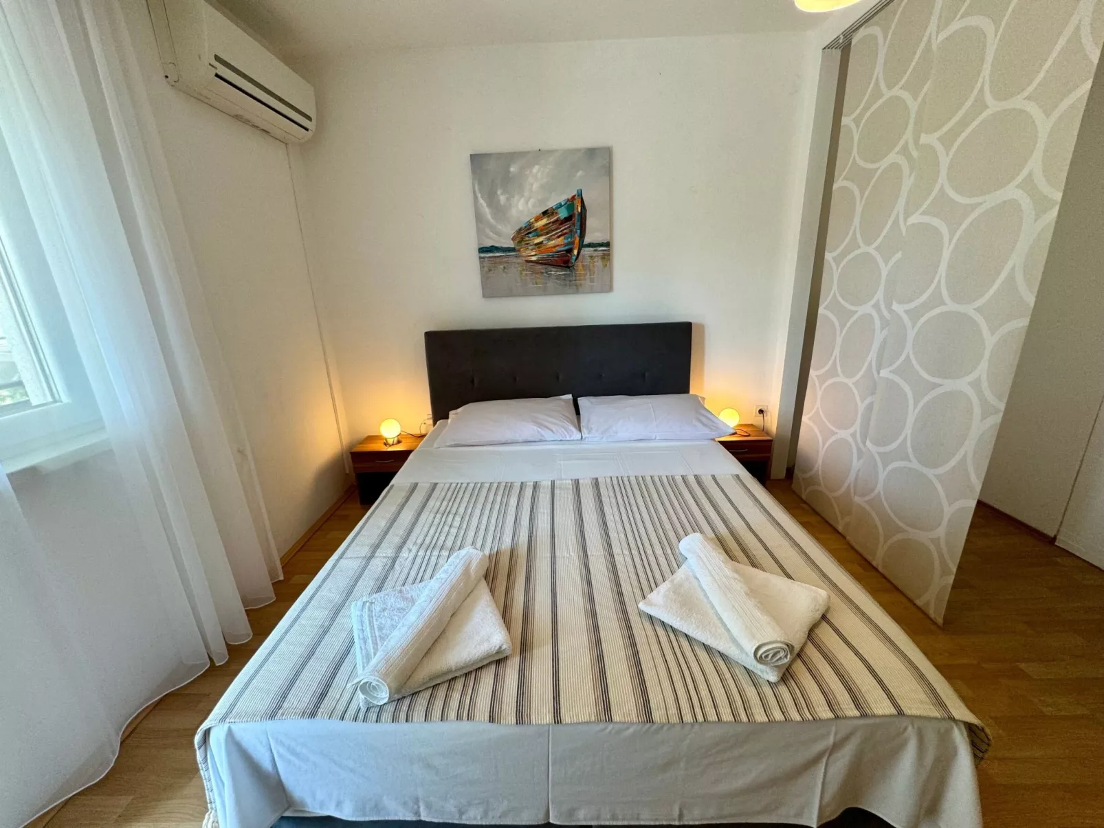 Schöne Ferienwohnung in Jadranovo mit Grill, Terrasse und Garten-Binnen