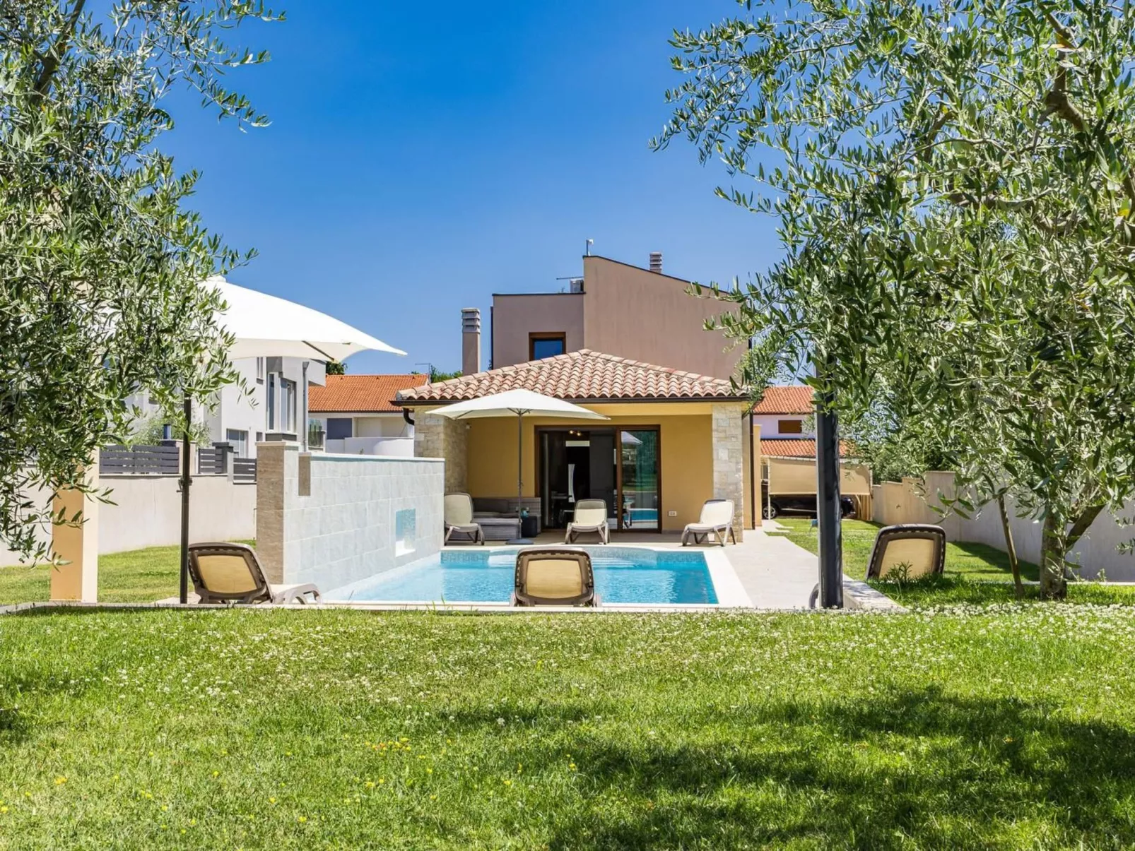 Ferienvilla "Markulin"-Buiten