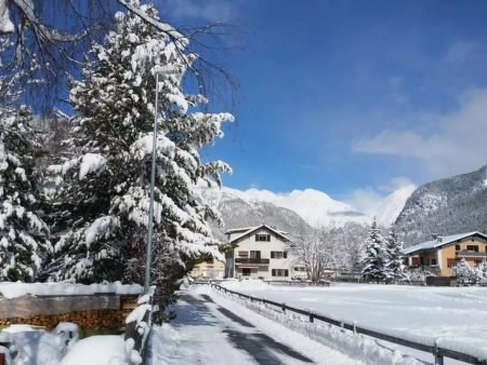 Chasa Suldanella-Image-tags.info