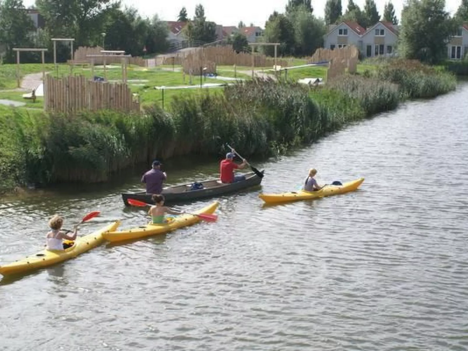 Starvilla in Makkum mit Sauna und schöner Aussicht-Buiten