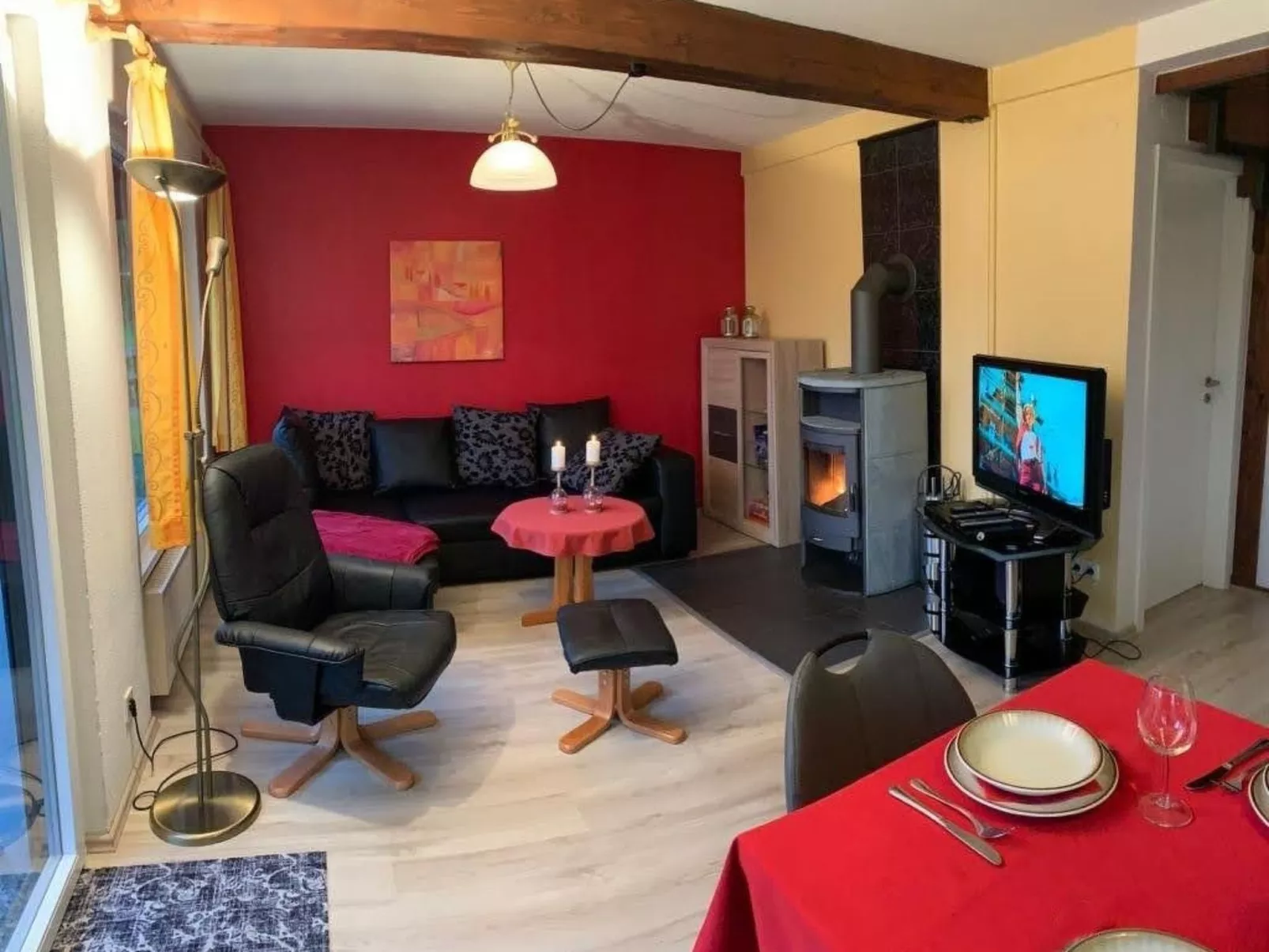 Modernes Ferienhaus unweit eines schönen Badesees