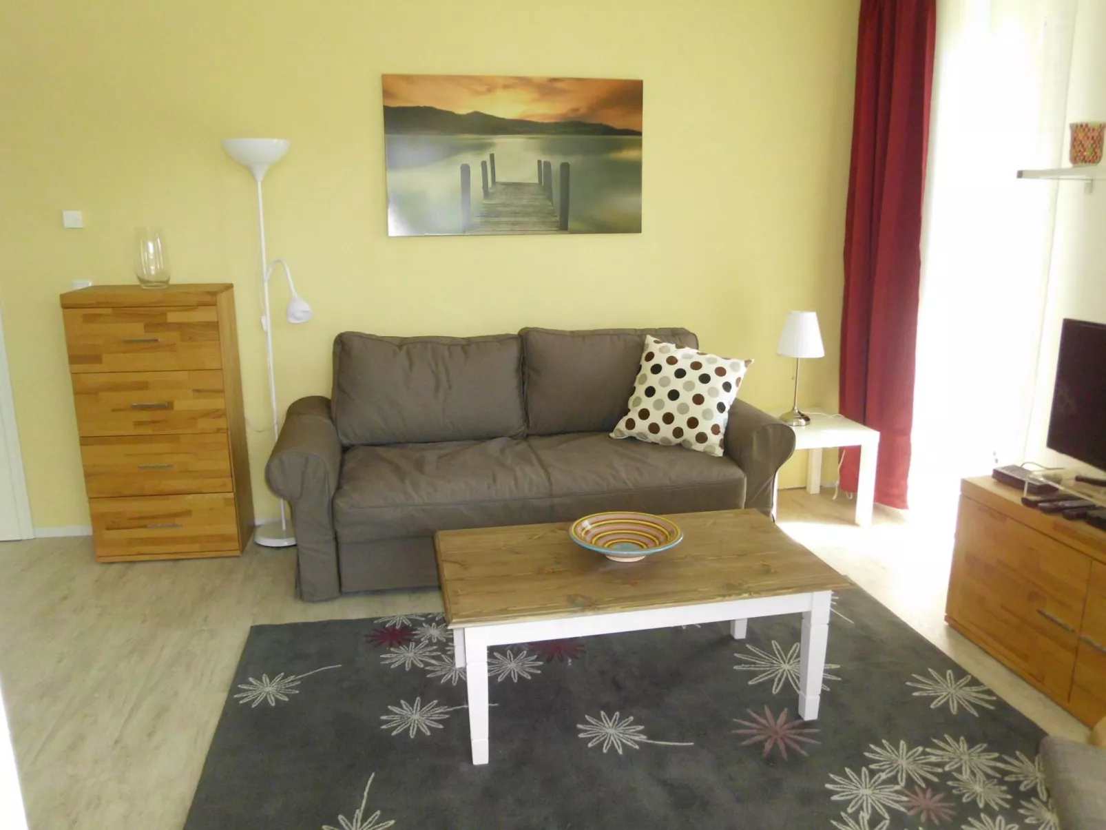 Barrierefreie FeHausHälfte mit Terrasse.