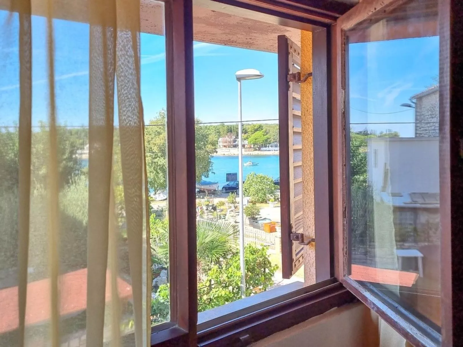 "Ivan" direkt am Strand-Buiten