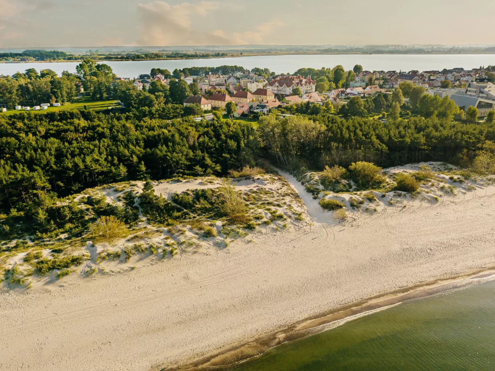 Stilvolles Haus ganz nah am Meer