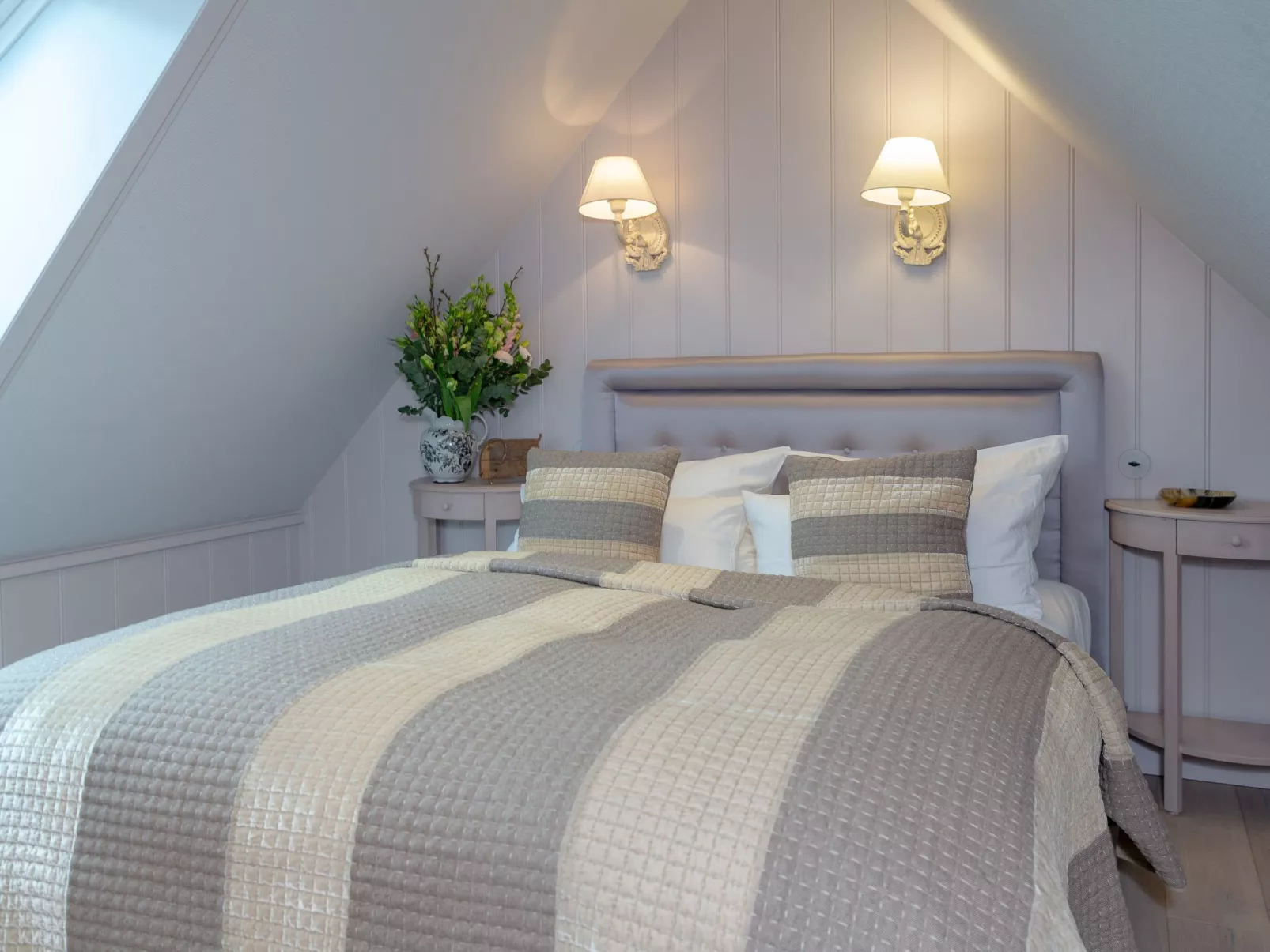 Wünderschöner Hausteil mit Garten