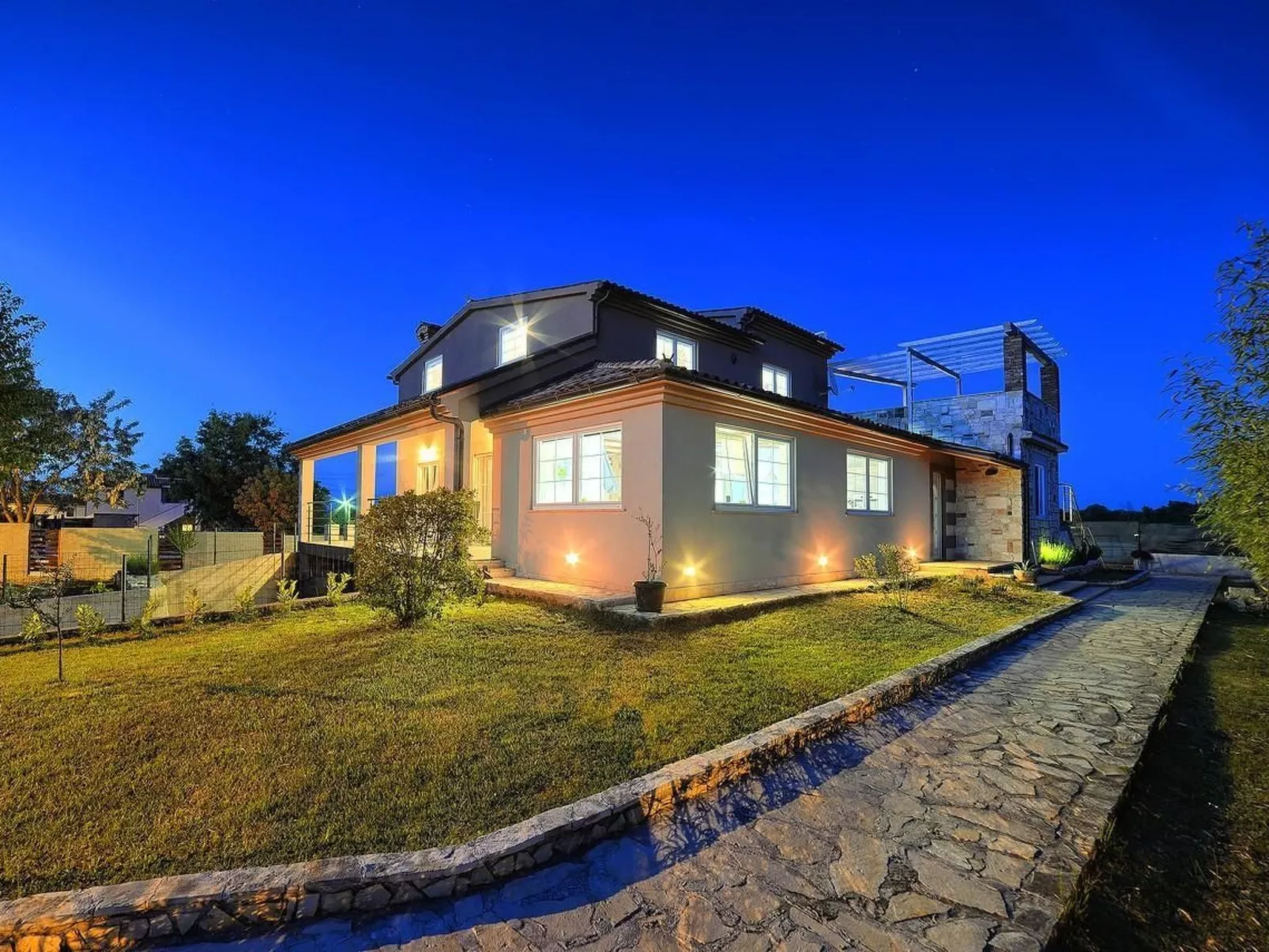 Ferienvilla 'Villa Nikolina' mit privatem Pool