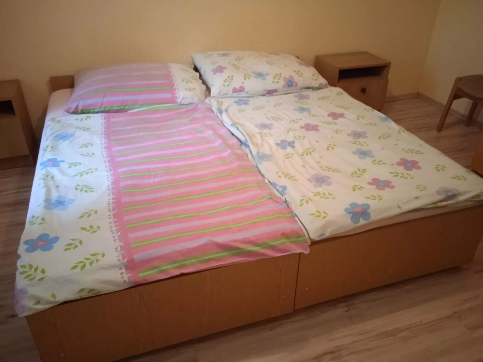 Kleines Ferienhaus in einer ruhigen Strasse