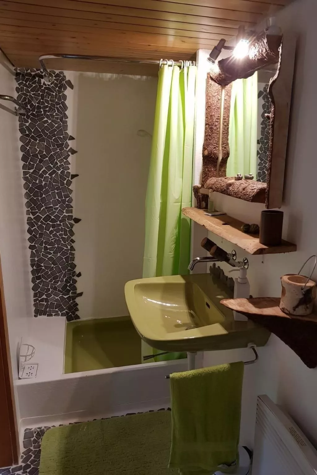 Studio Chic mit Whirlpool