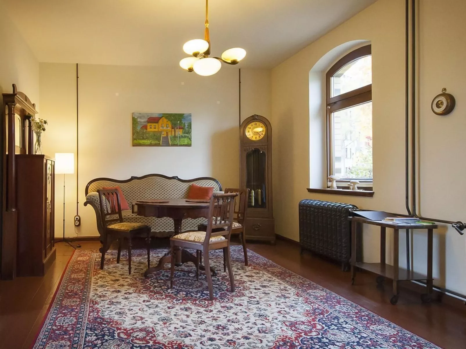 Luxuriöse Wohnung im denkmalgeschützten Bahnhof