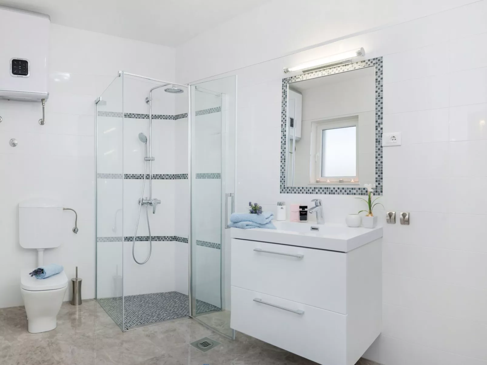 Finca mit Garten, Grill und Terrasse-Binnen