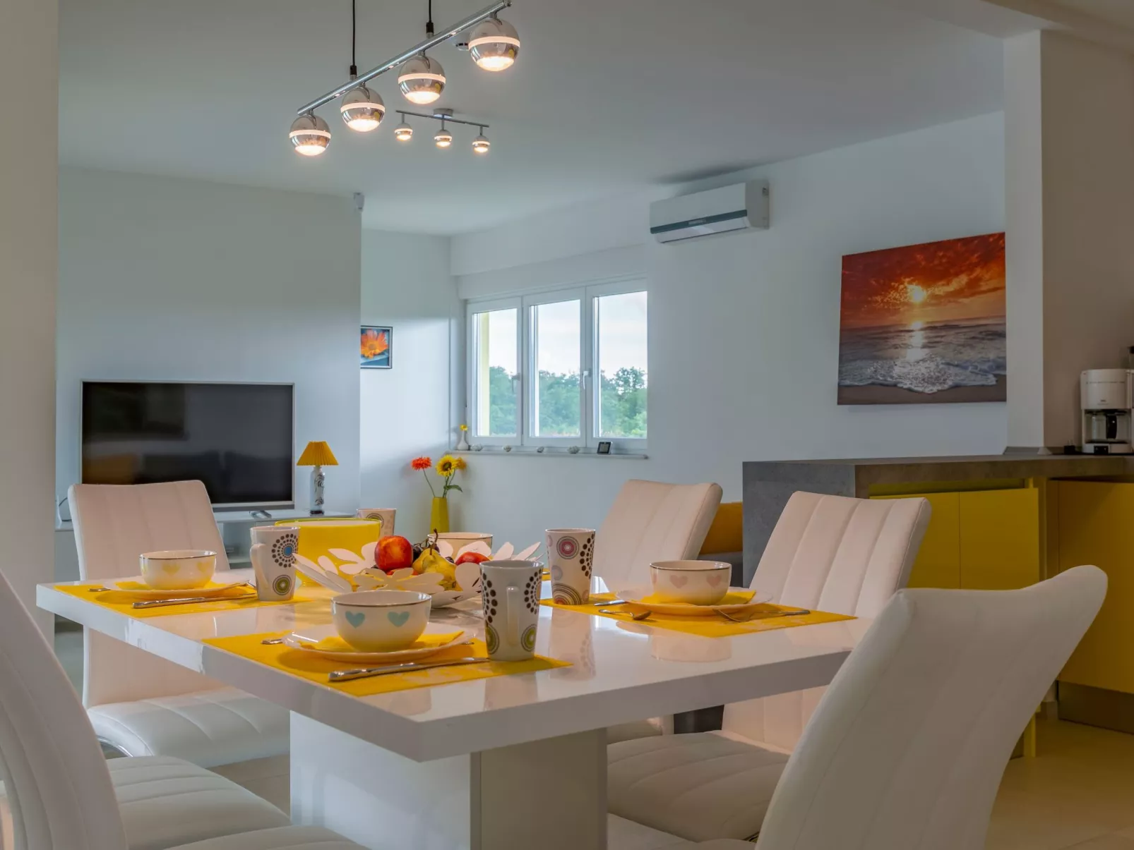 Mit Privatpool für 6 Personen-Binnen