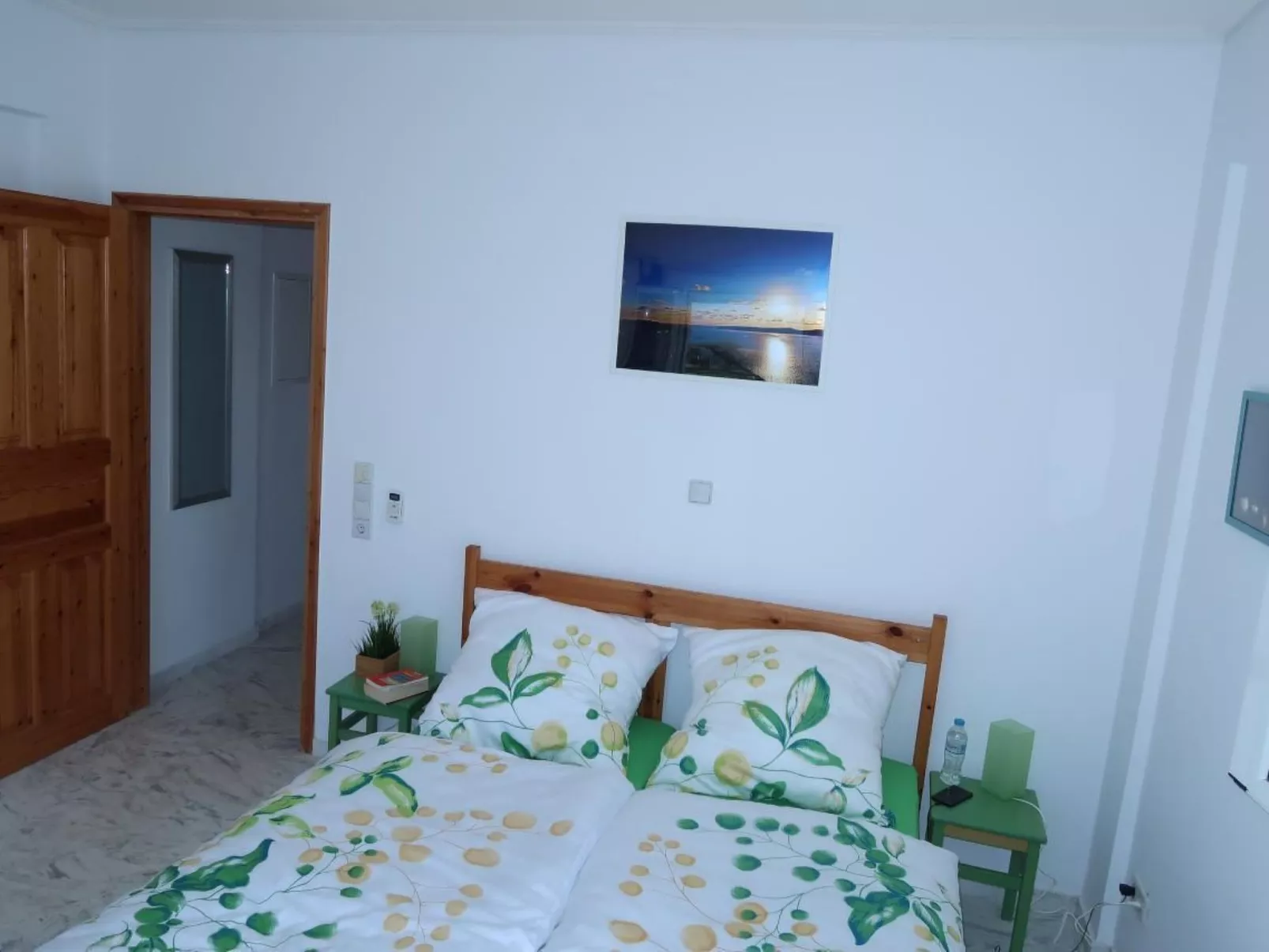 Mit Blick auf das Wasser