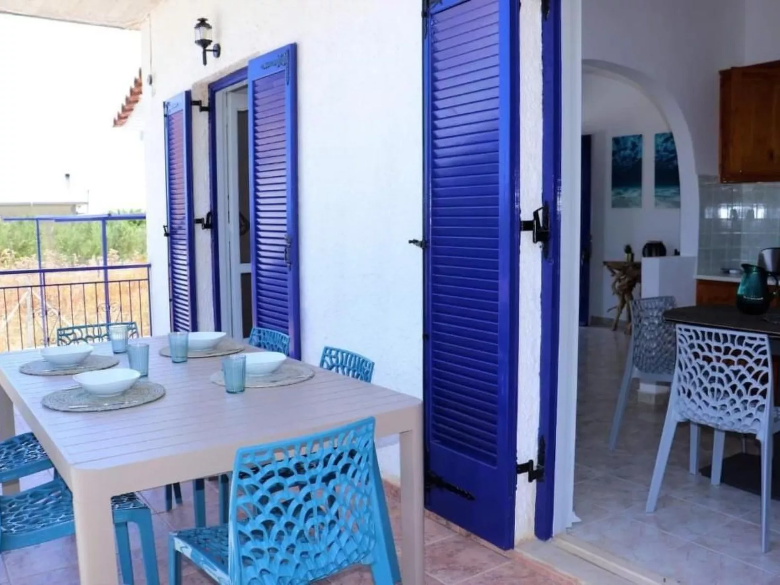 Villa Blue Cocoon mit Meerblick-Image-tags.info