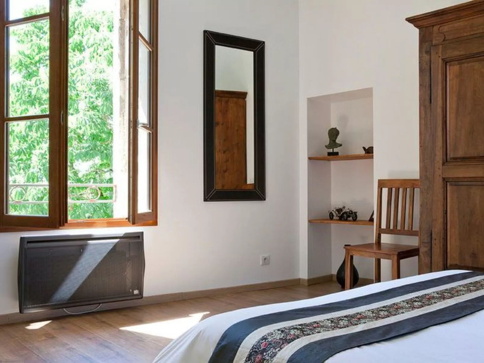 Domäne "Suite Luna" mit Infinity-Pool-Binnen