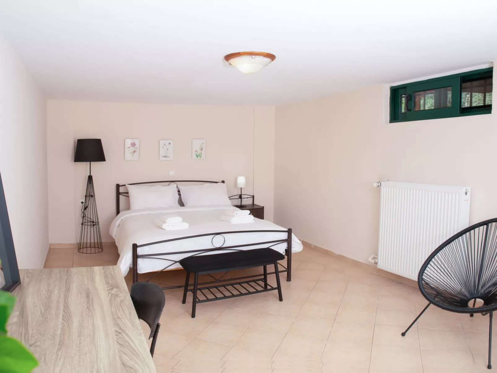 Wunderschönes Haus in Nea Tirintha mit privatem Parkplatz-Binnen