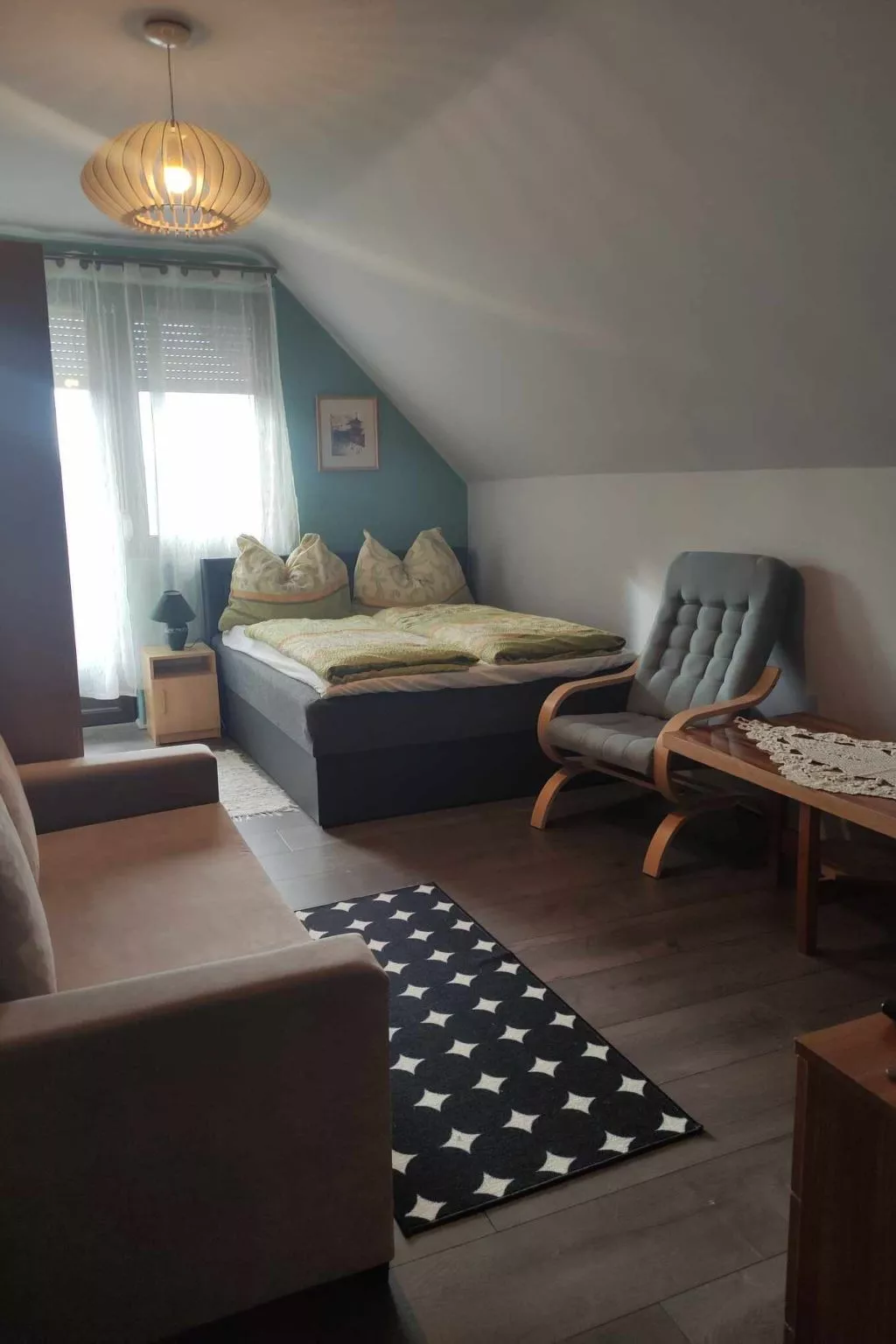 Appartement mit Grill-Image-tags.info