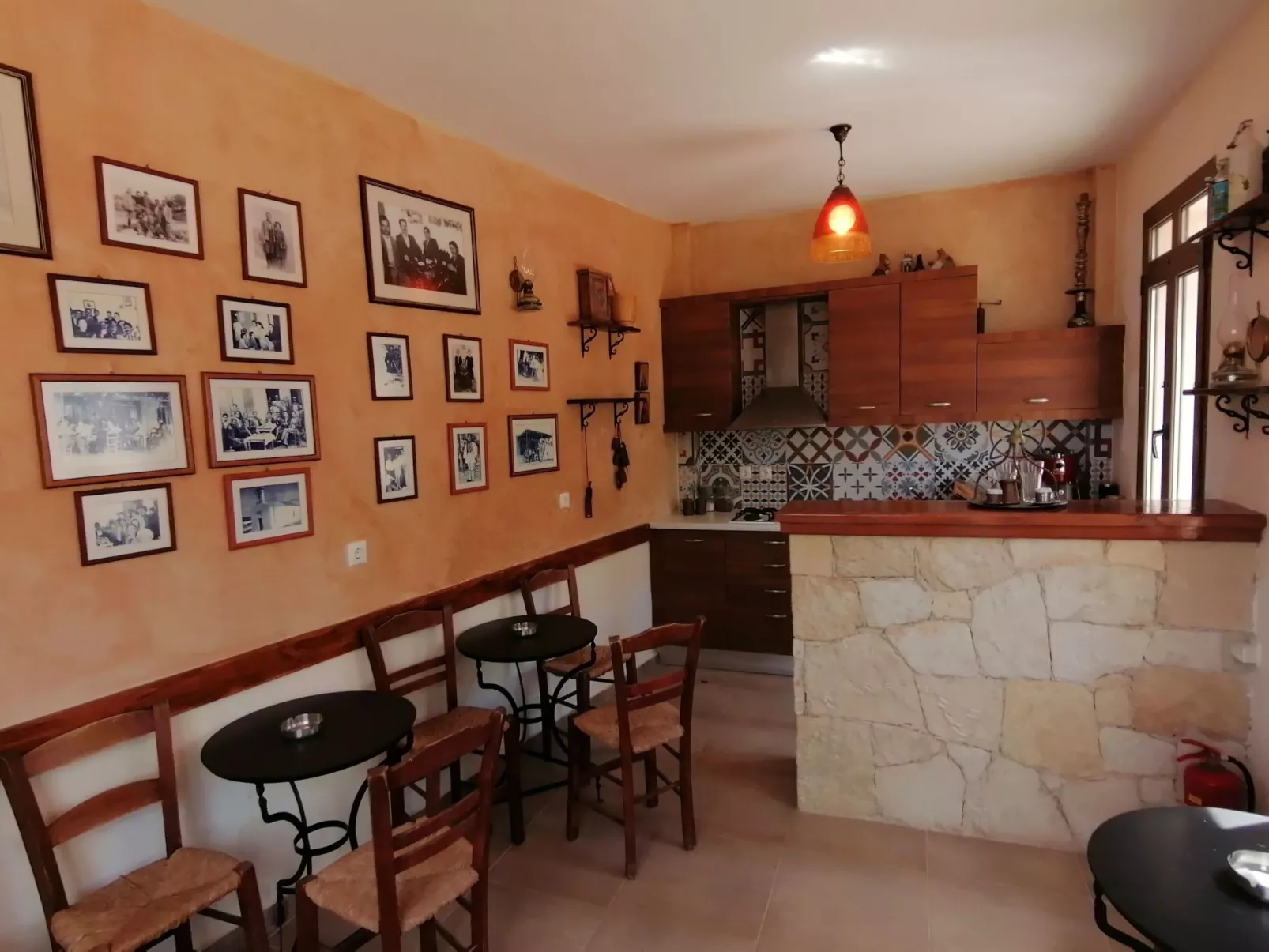 Villa Irini - 3-Schlafzimmer-Villa mit privatem Pool-Image-tags.info