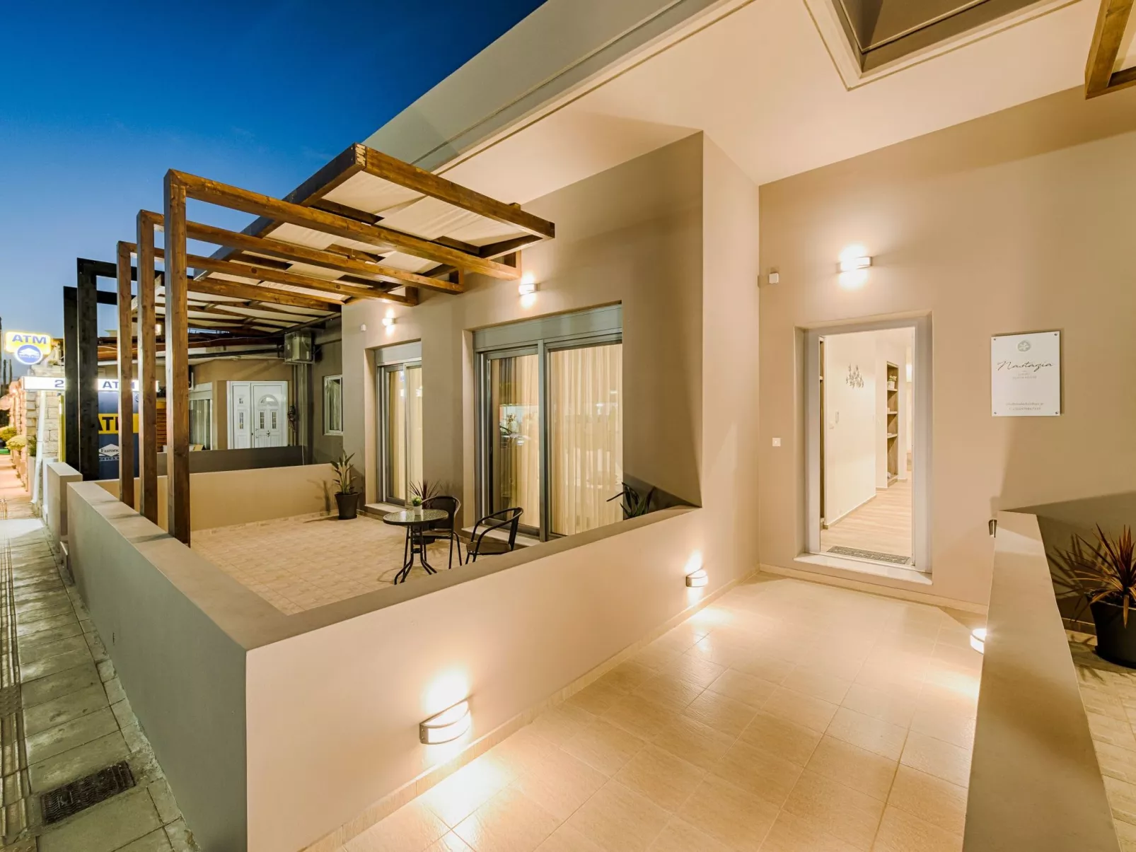 Nastazia Luxury Beach House-Buiten