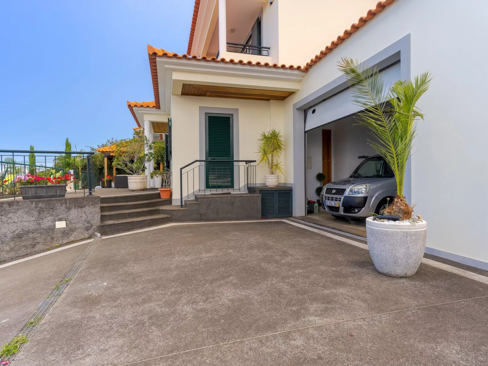 Villa Black Rock-Buiten