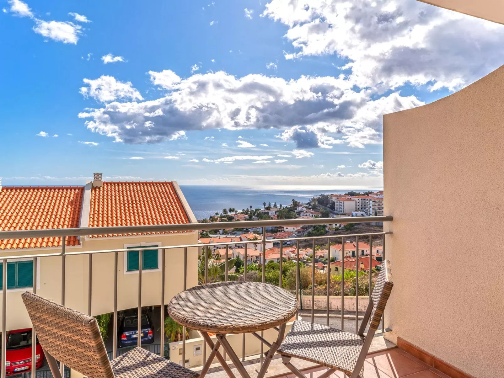 "Garajau View" mit Balkon