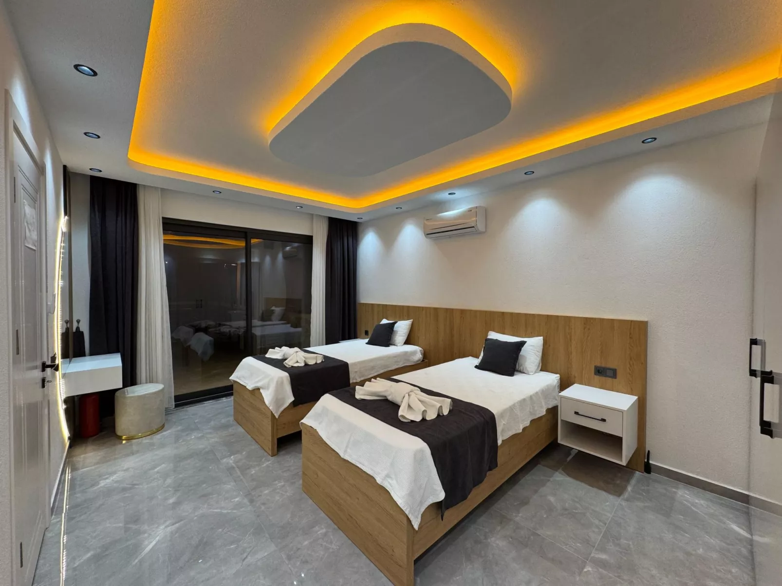 Villa Veran-Image-tags.info