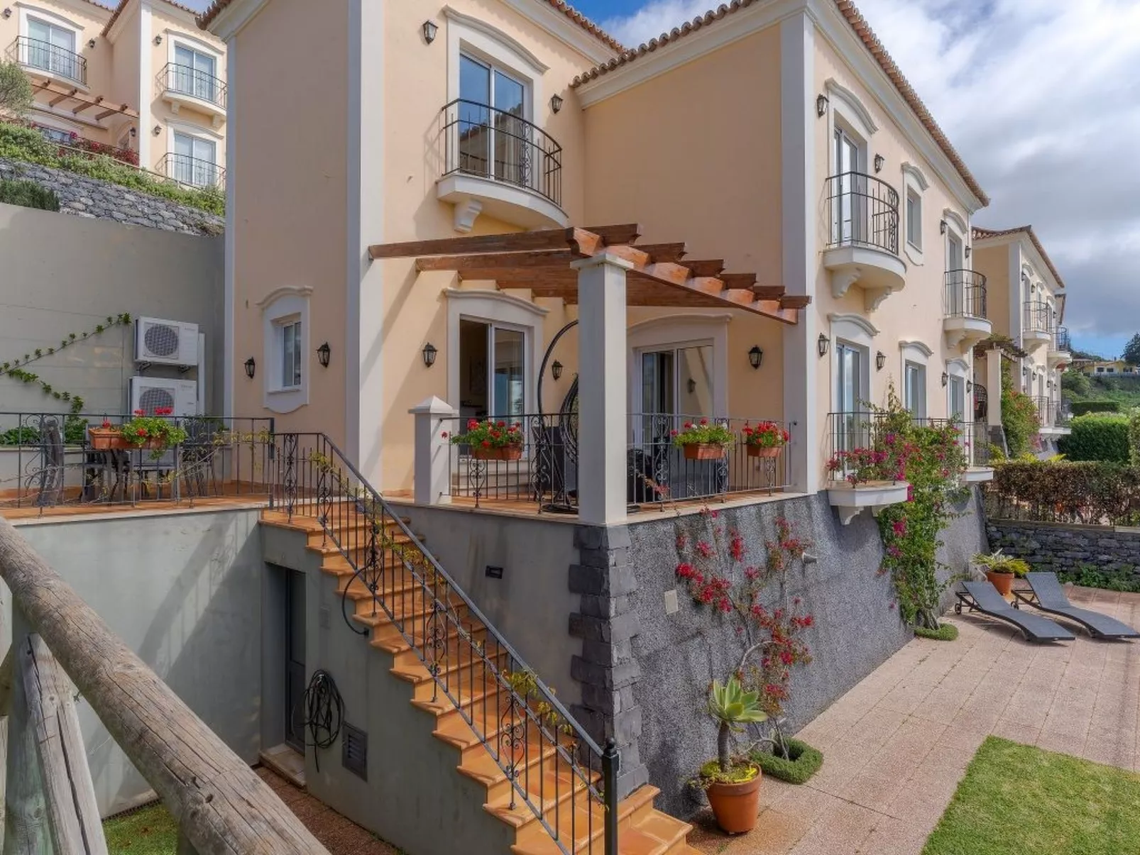 Villa Bougainvillea-Image-tags.info