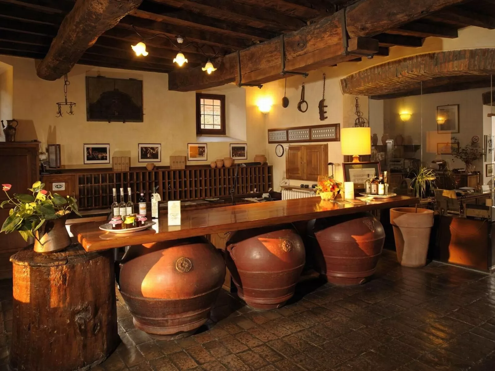 Unterkunft in einer Residenz mit Restaurant und Schwimmbad-Binnen