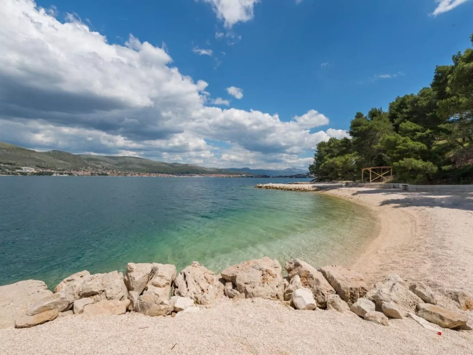 Sinaja-Image-tags.info