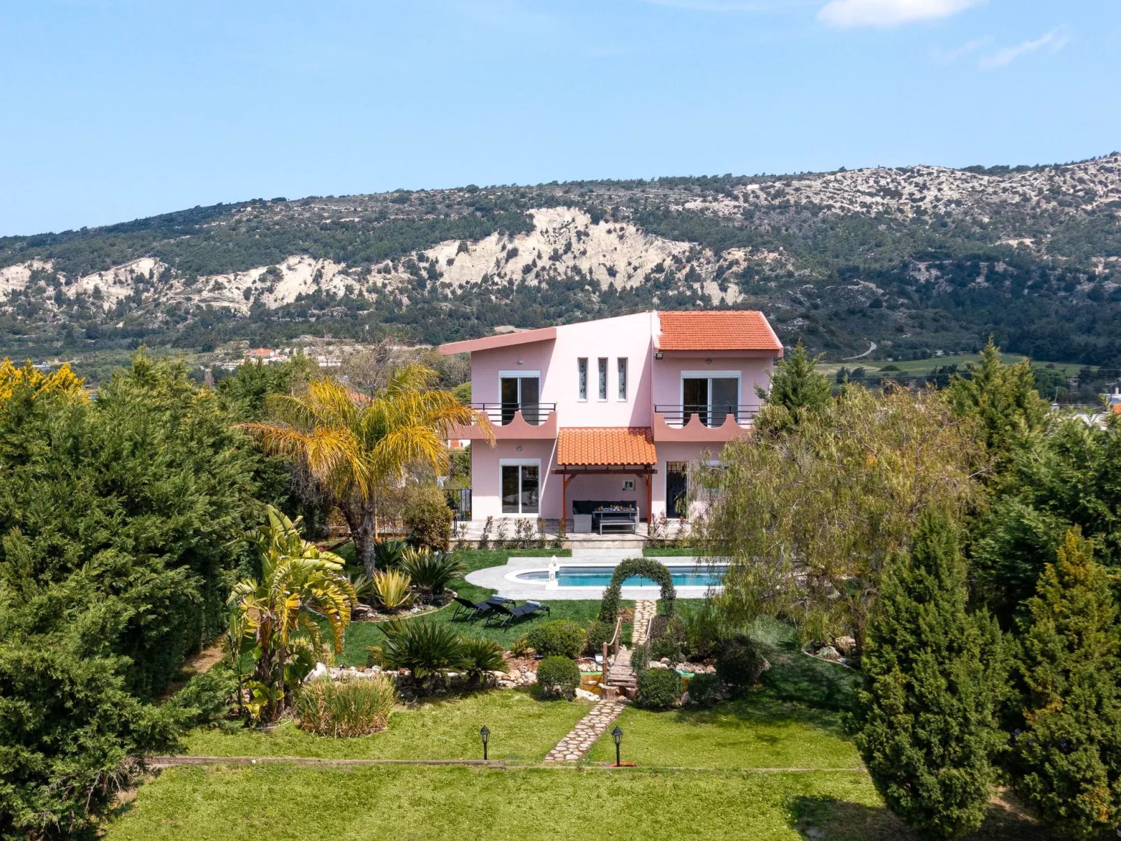 Gemütliche Villa Zenia in Damatria-Image-tags.info