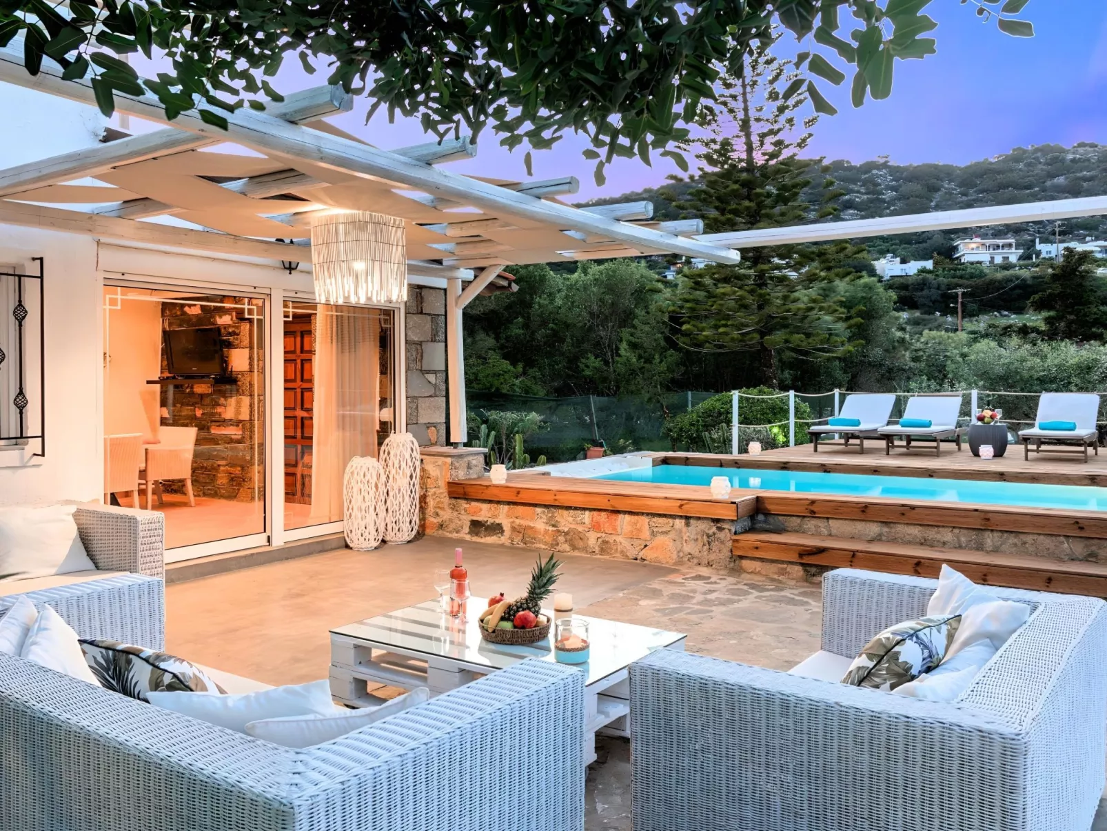 "Cretan Lodge" mit Blick auf das Wasser