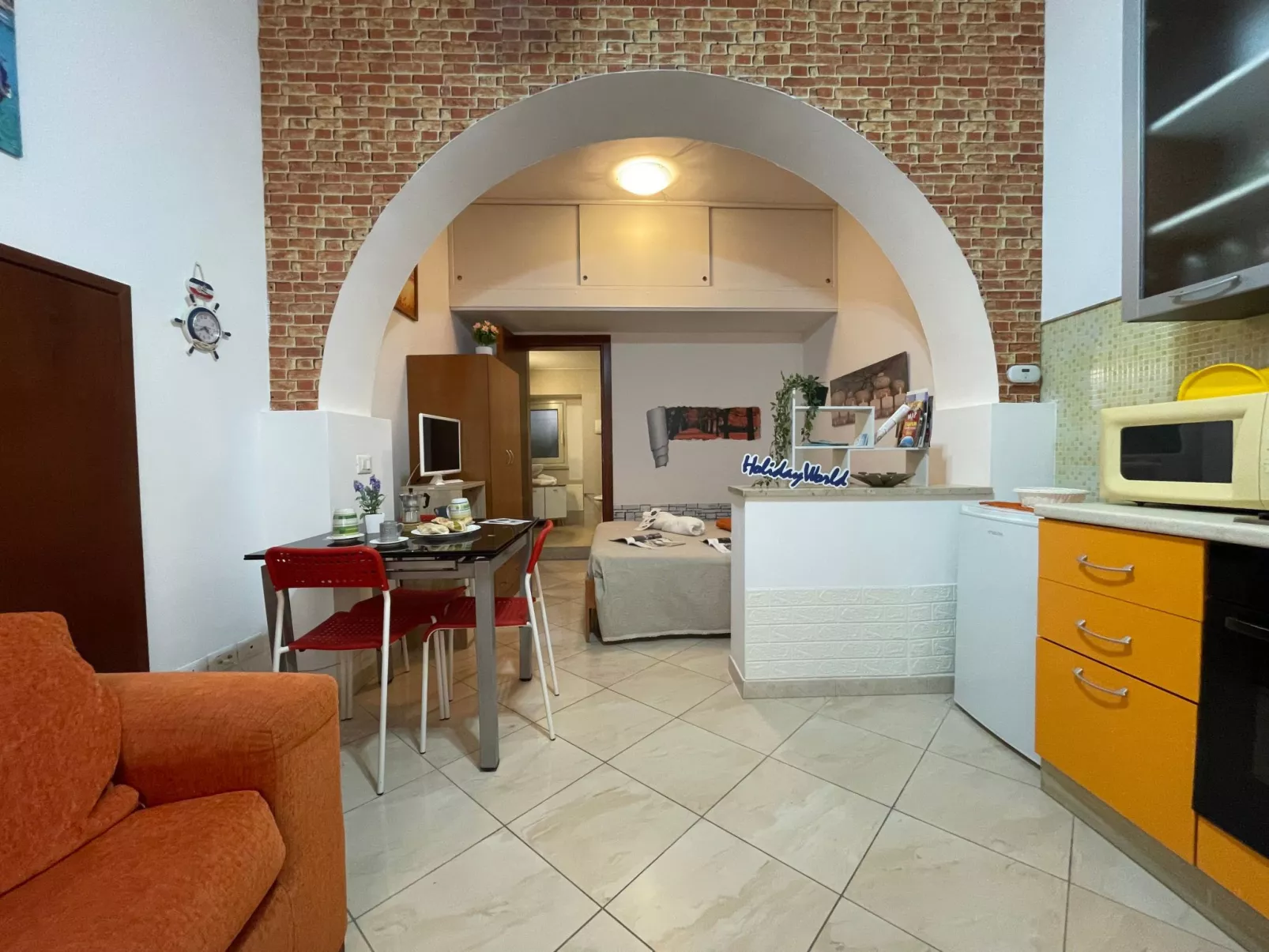 Lina Torre Pali von Holiday World