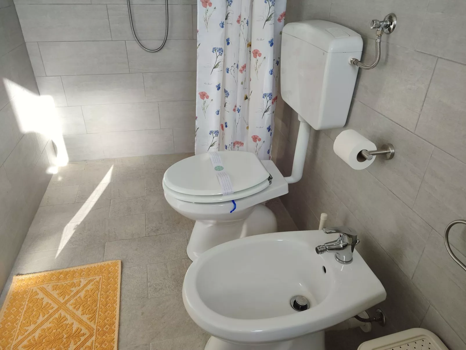 'Von Tziu Efisiu'-Image-tags.info