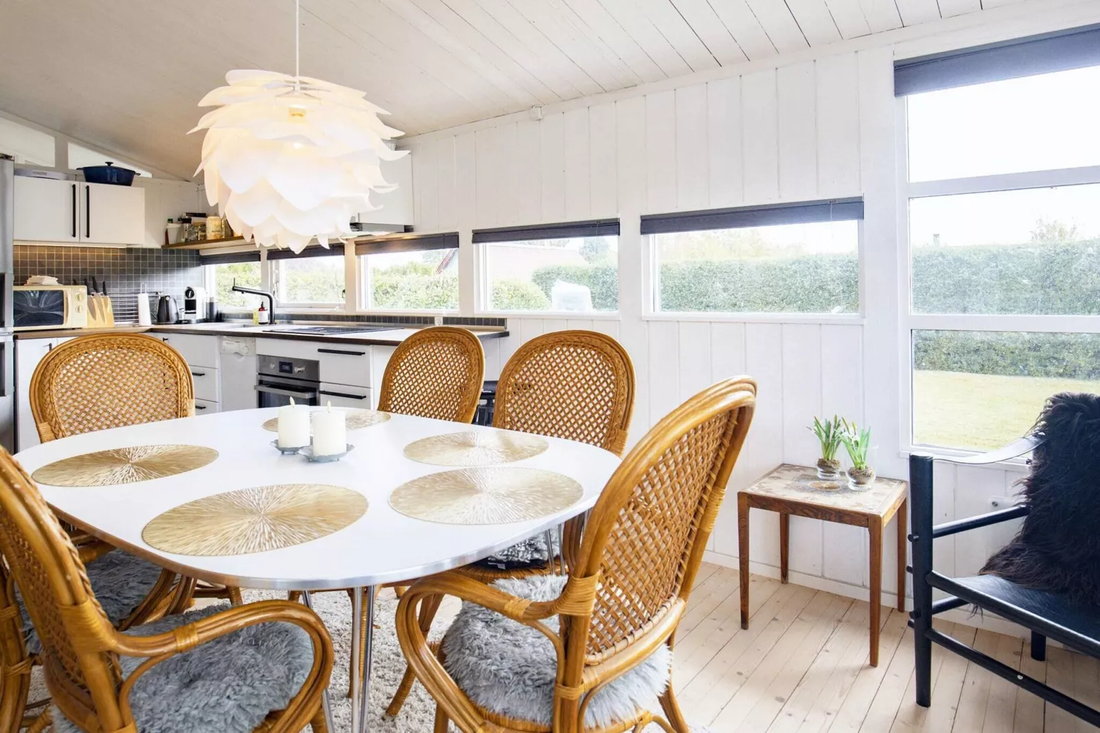 Gezellig toevluchtsoord aan zee in Eno-By Traum-Binnen