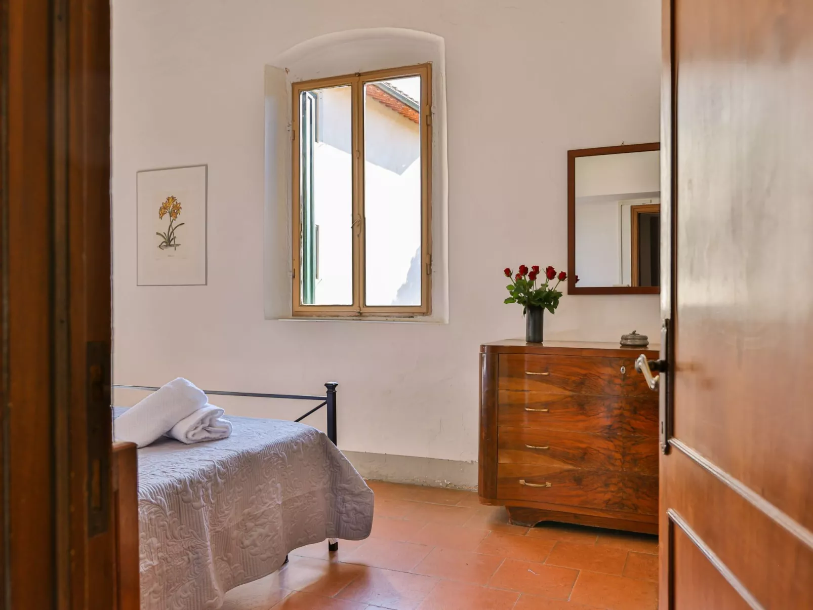 Geräumige Wohnung mit 3 Schlafzimmern und 3 Bädern-Binnen