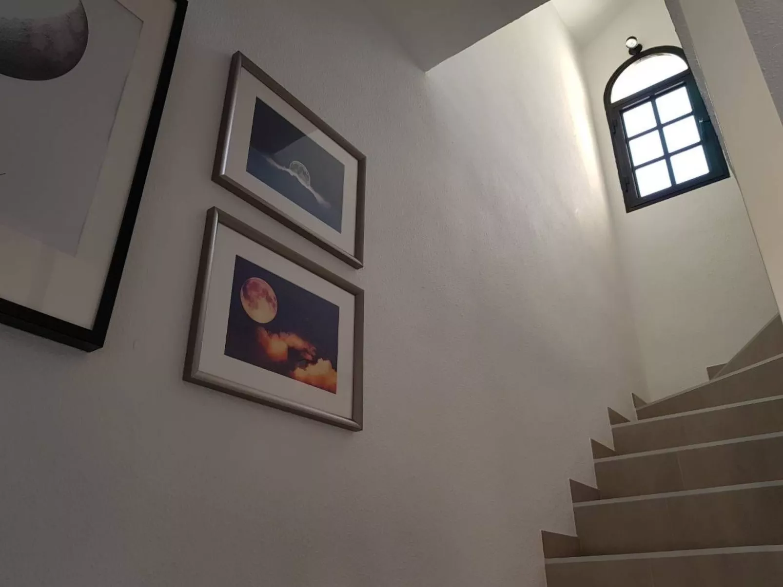 Komfortable Wohnung, Wifi, am Pool-Buiten