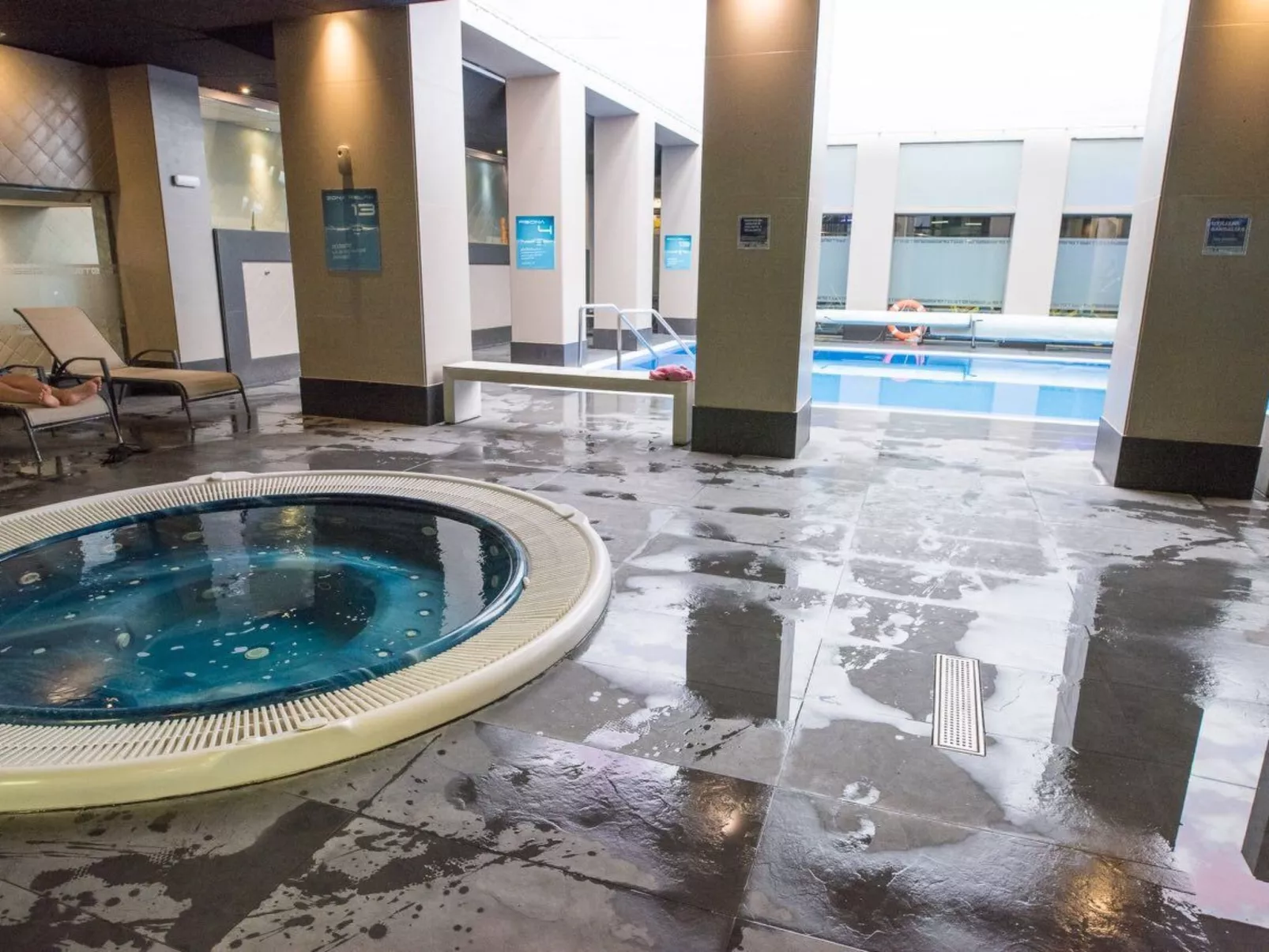 BENALBEACH DE LUXE an der BEACH FRONT LINE-Buiten