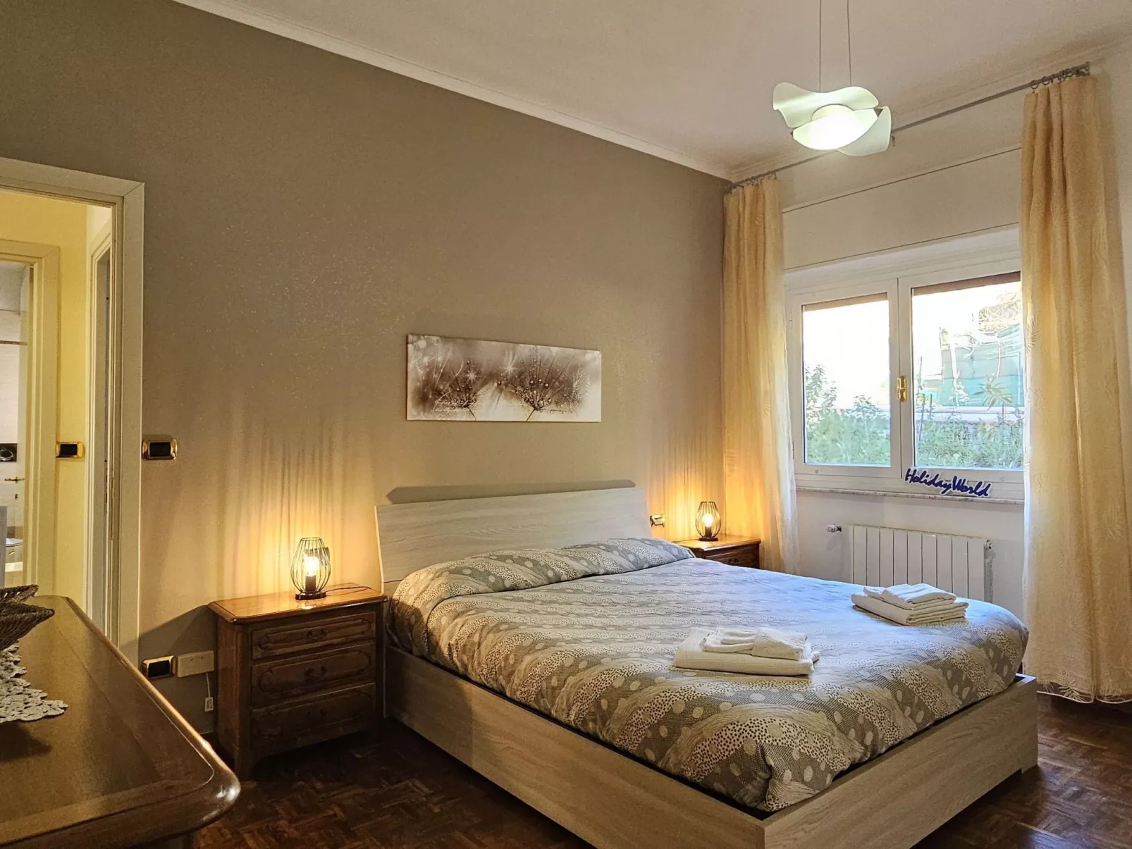 Oase des Friedens von Holiday World-Binnen