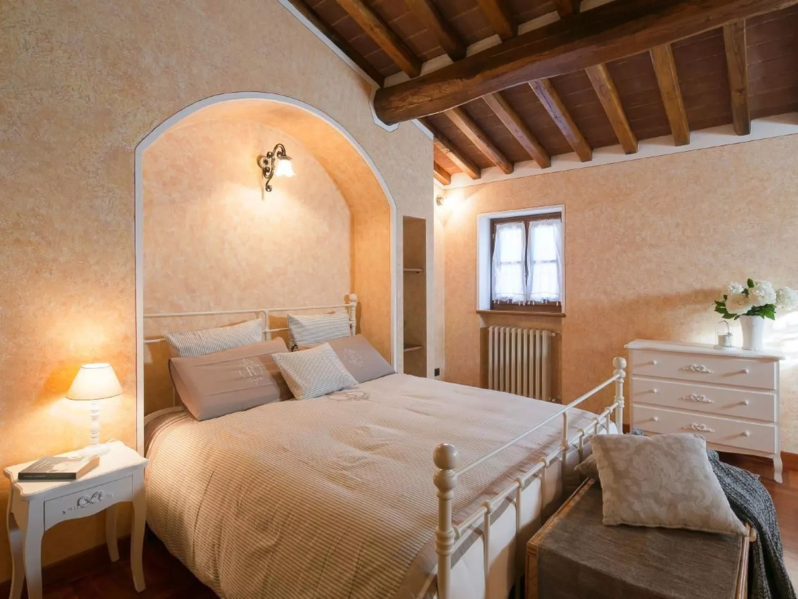 Wunderschöne Wohnung in Cortona mit Großer Terrasse