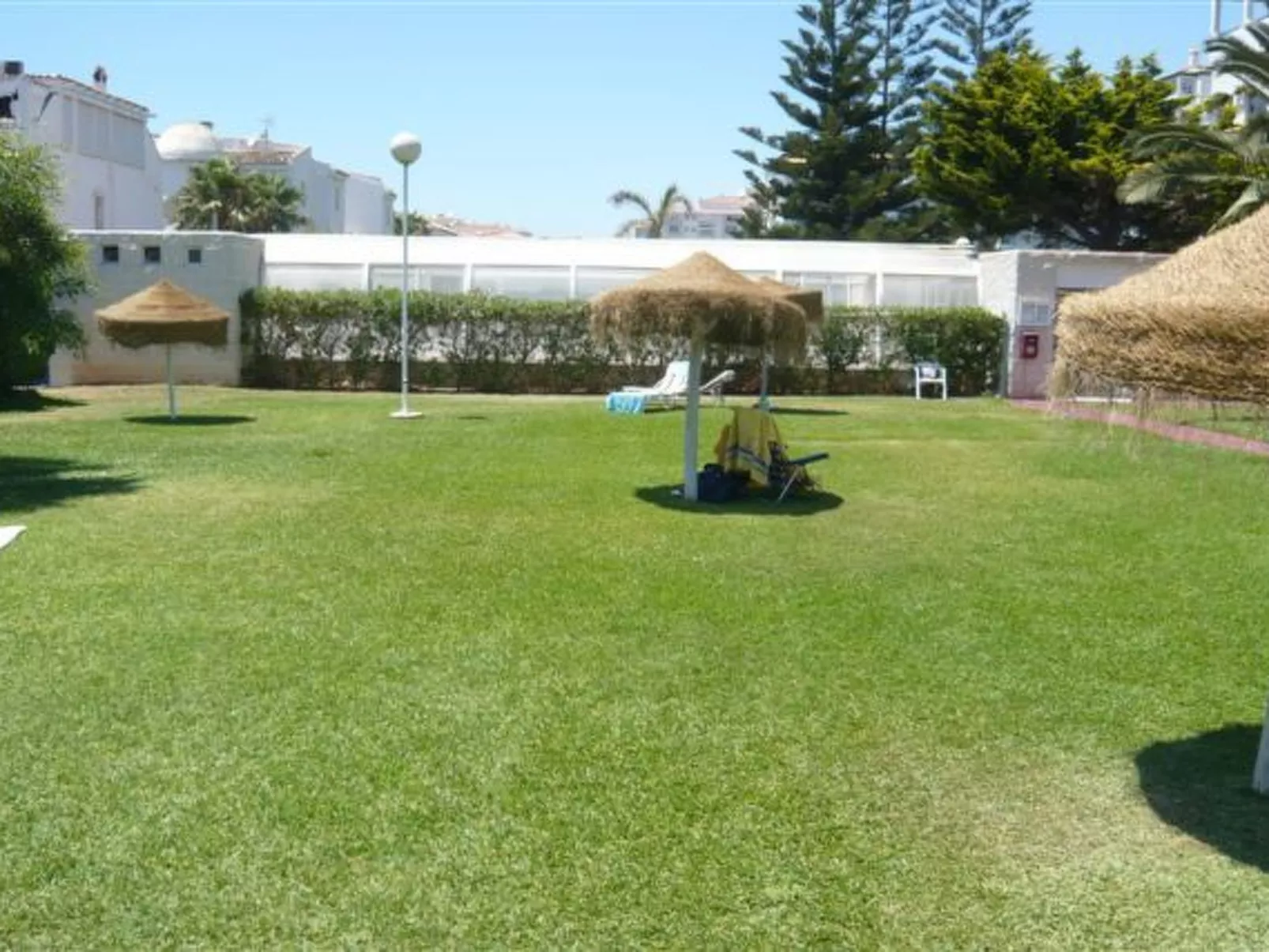 Mit Blick auf das Wasser-Buiten