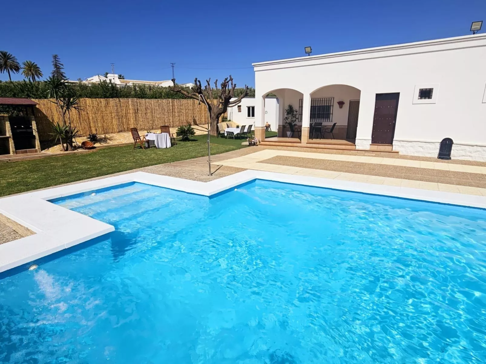 Ländliches Haus Limones-Image-tags.info